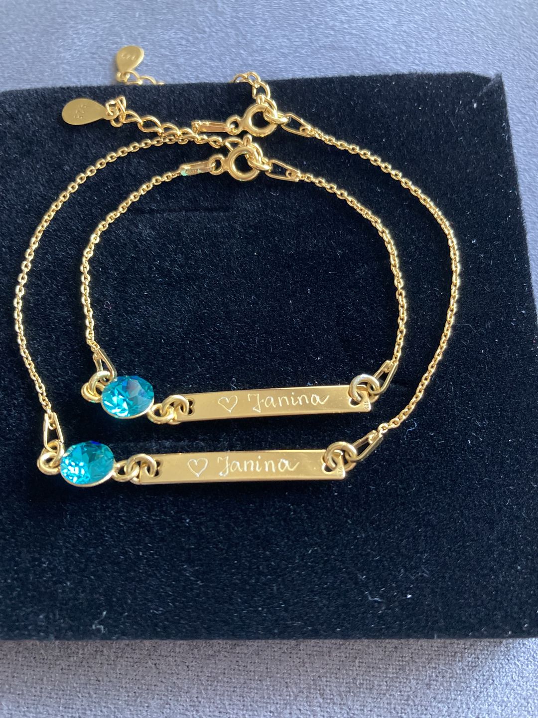 Customer photo review of Armband mit Geburtsstein und Gravur länglich