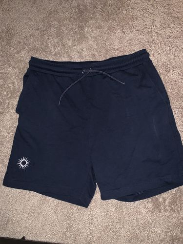 Customer photo review of Men's Classic Sol Short, Navy
