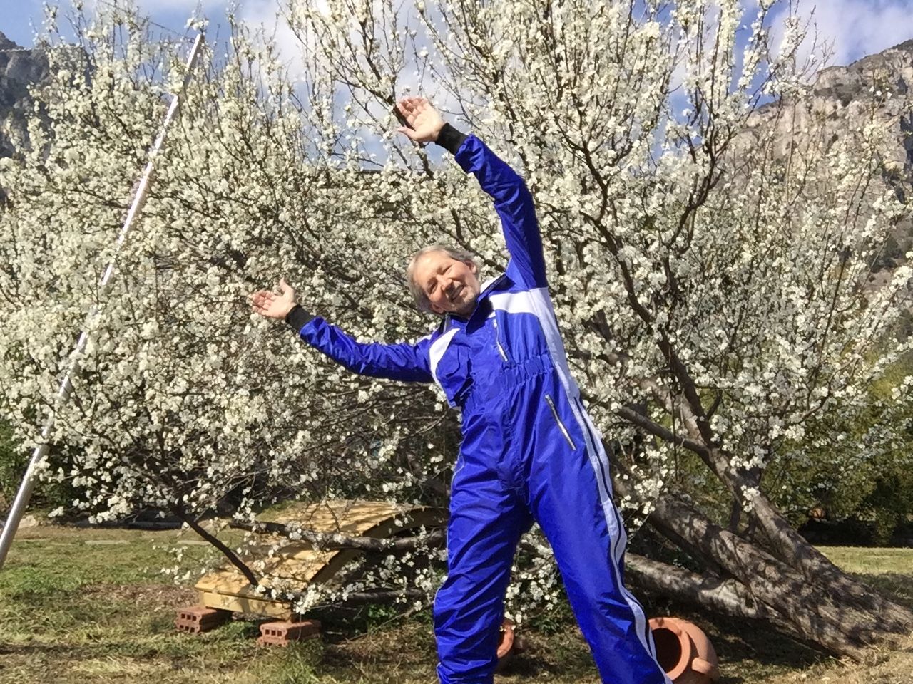 Customer photo review of Latest Design Paragliding new suit-012