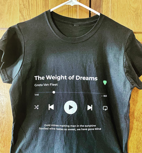 Customer photo review of Your Favorite Song T-Shirt Music Player
