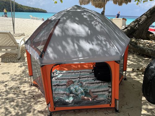 Customer photo review of Pop N' Go™ Playpen