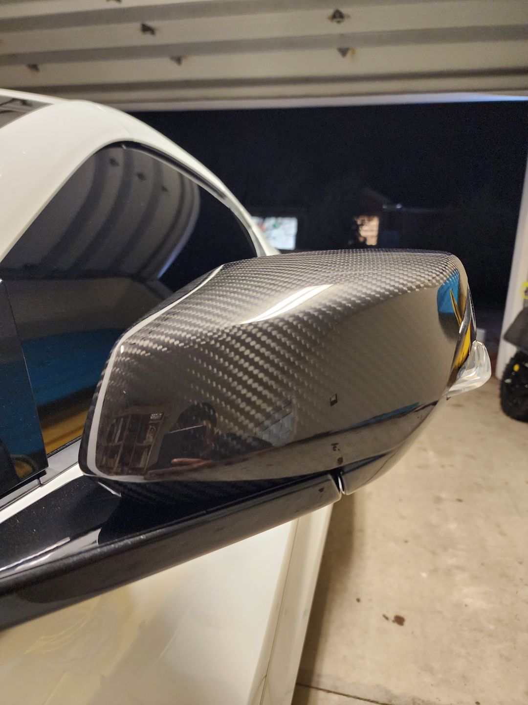 Customer photo review of Corvette C8 Carbon Fiber Mirror Covers