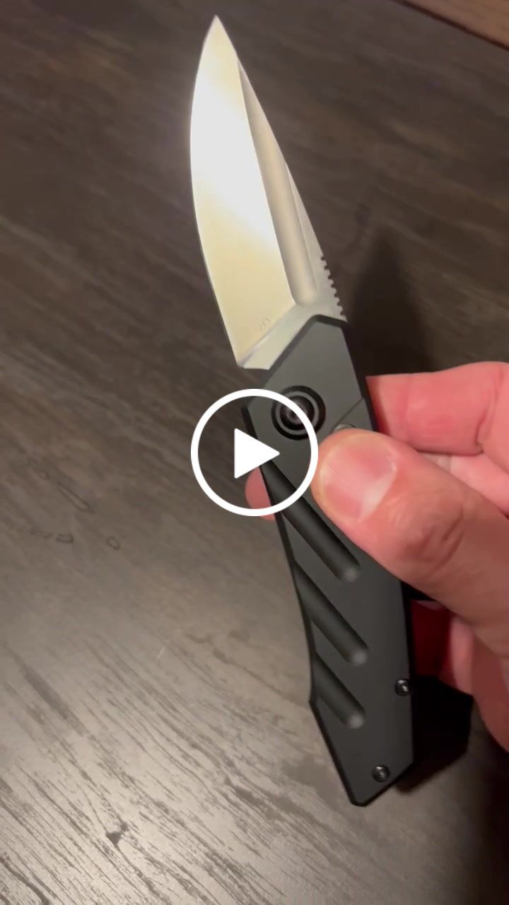 Customer video review of VT Initiate 1 Automatic D2 Knife