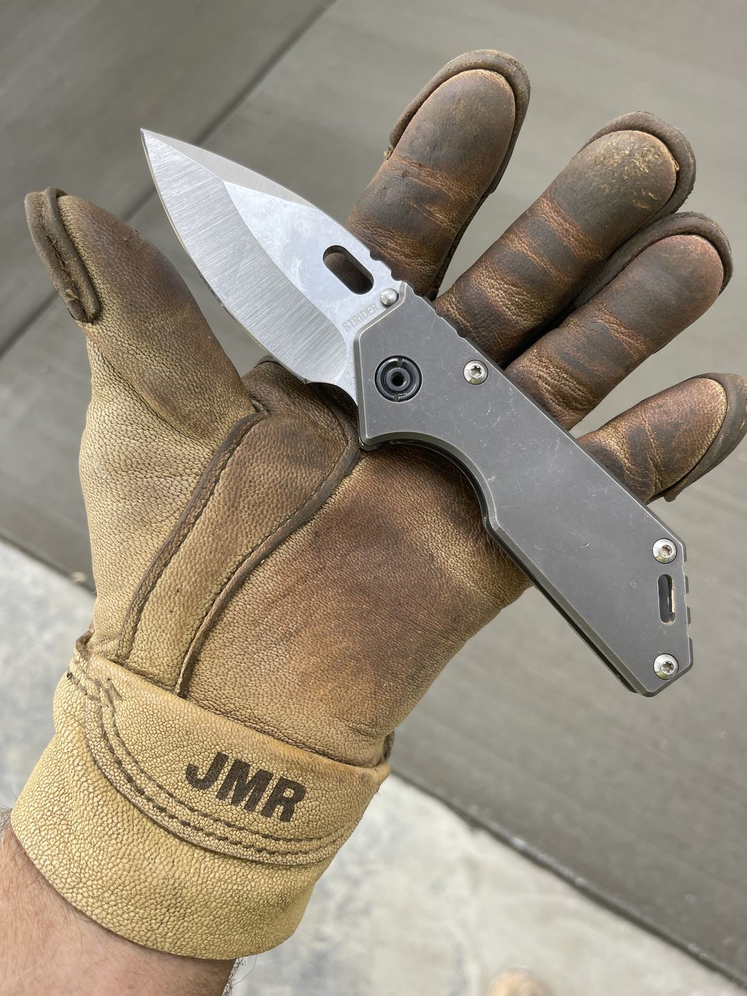 Customer photo review of Custom Leather Work Glove - Gift Pack