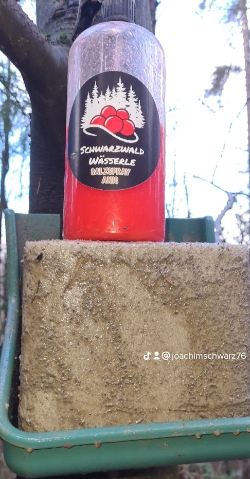 Customer photo review of Salzspray Apfel - Lockmittel Rehwild, Schwarzwild, Rotwild und Damwild