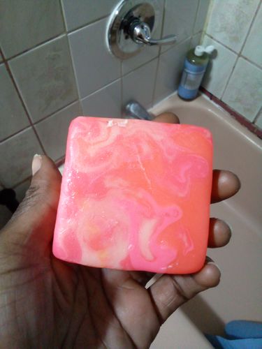 Customer photo review of Sweet and Low Yoni Bar