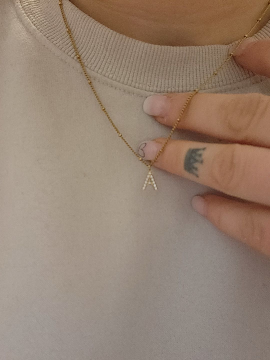 Customer photo review of Dots Letter Halskette | 18K vergoldet