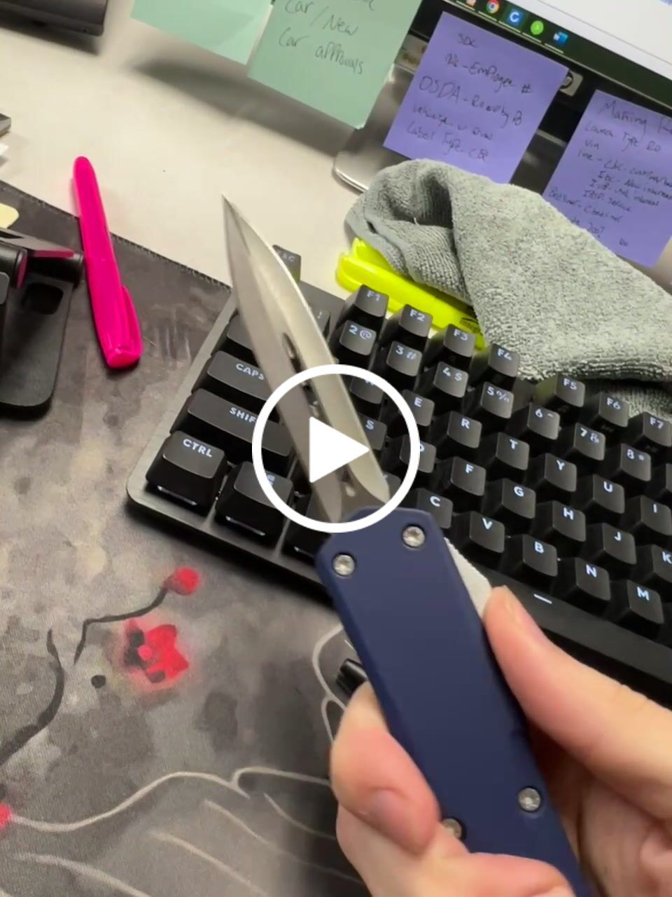 Customer video review of Blue Ghost D/A OTF (Multiple Blade Styles Available)