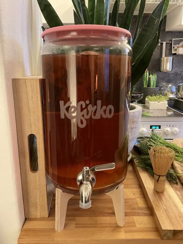 Customer photo review of KEFIRKO DIY Kombucha Fermentier-Set (inkl. Hahn + Ständer)