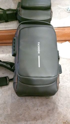 Customer photo review of Icone™ Bag | Nyt design Crossbody SideBag Anti-tyveri med Oplader