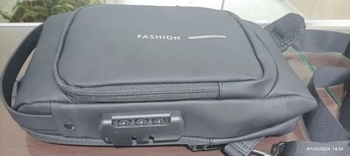 Customer photo review of Icone™ Bag | Nyt design Crossbody SideBag Anti-tyveri med Oplader