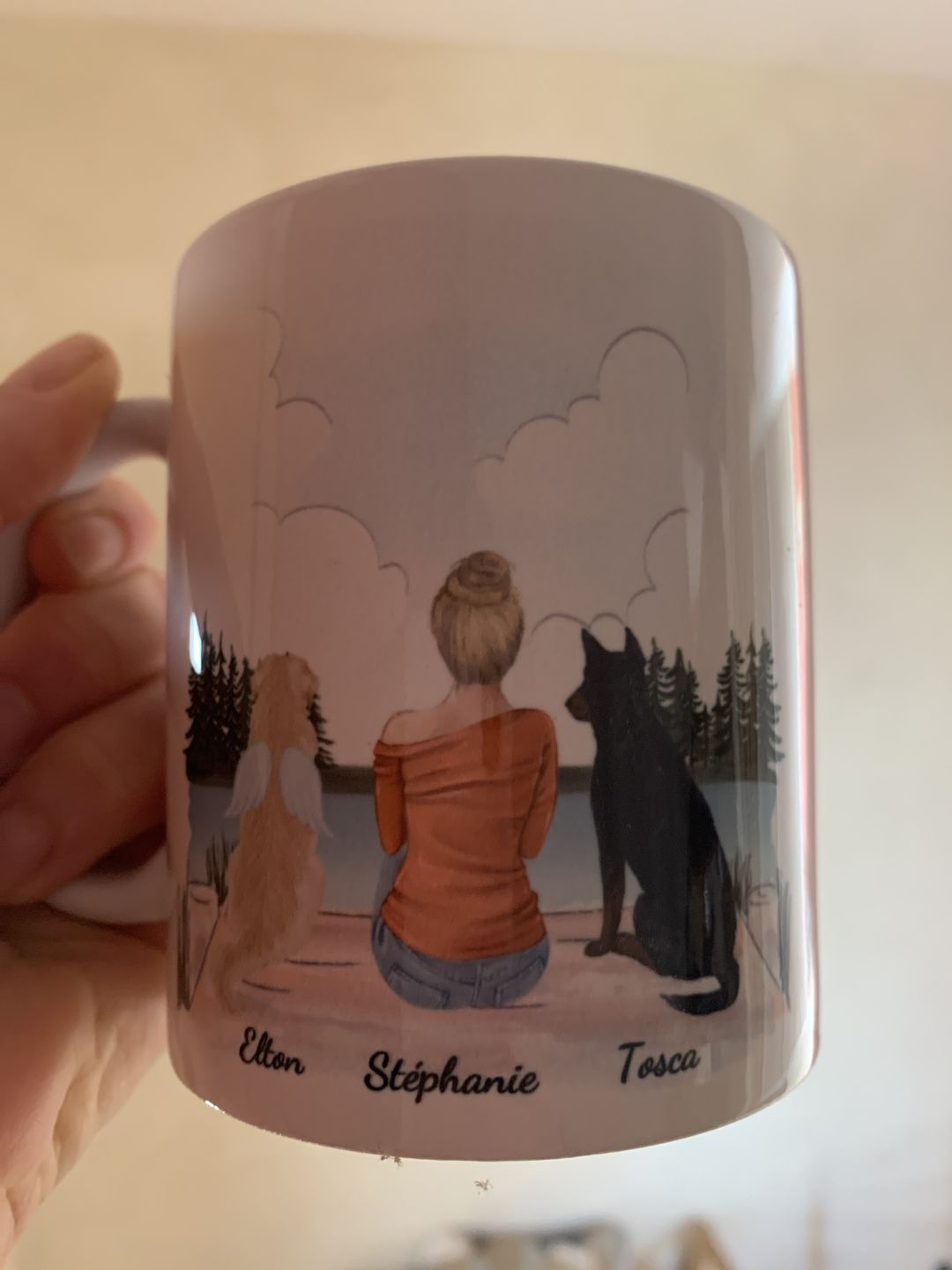 Customer photo review of Femme avec chien - Mug personnalisé