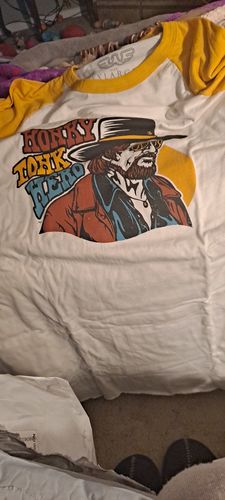 Customer photo review of Waylon Jennings Fan Club Subscription Tee Shirt Box