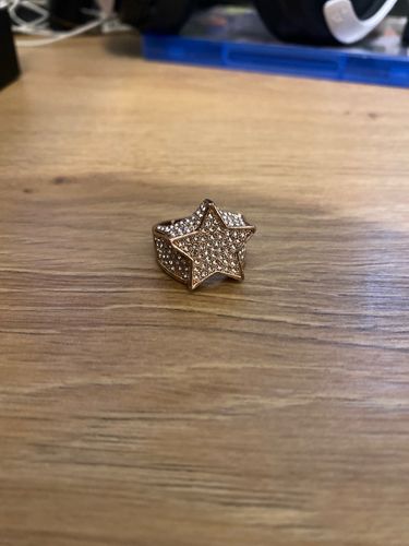 Customer photo review of Fully Iced Star Ring