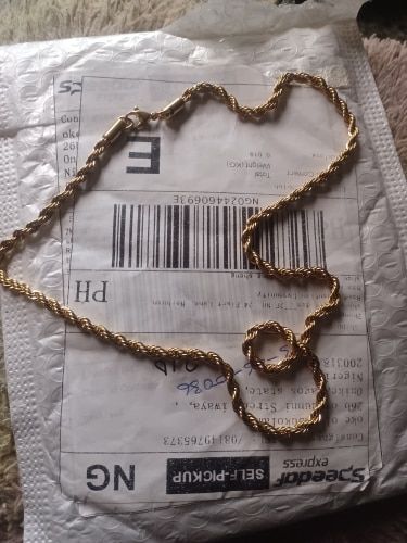 Customer photo review of 3mm/4mm Gold Rope Chain