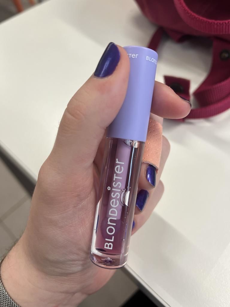 Customer photo review of LIP OIL CUTE LIPPY