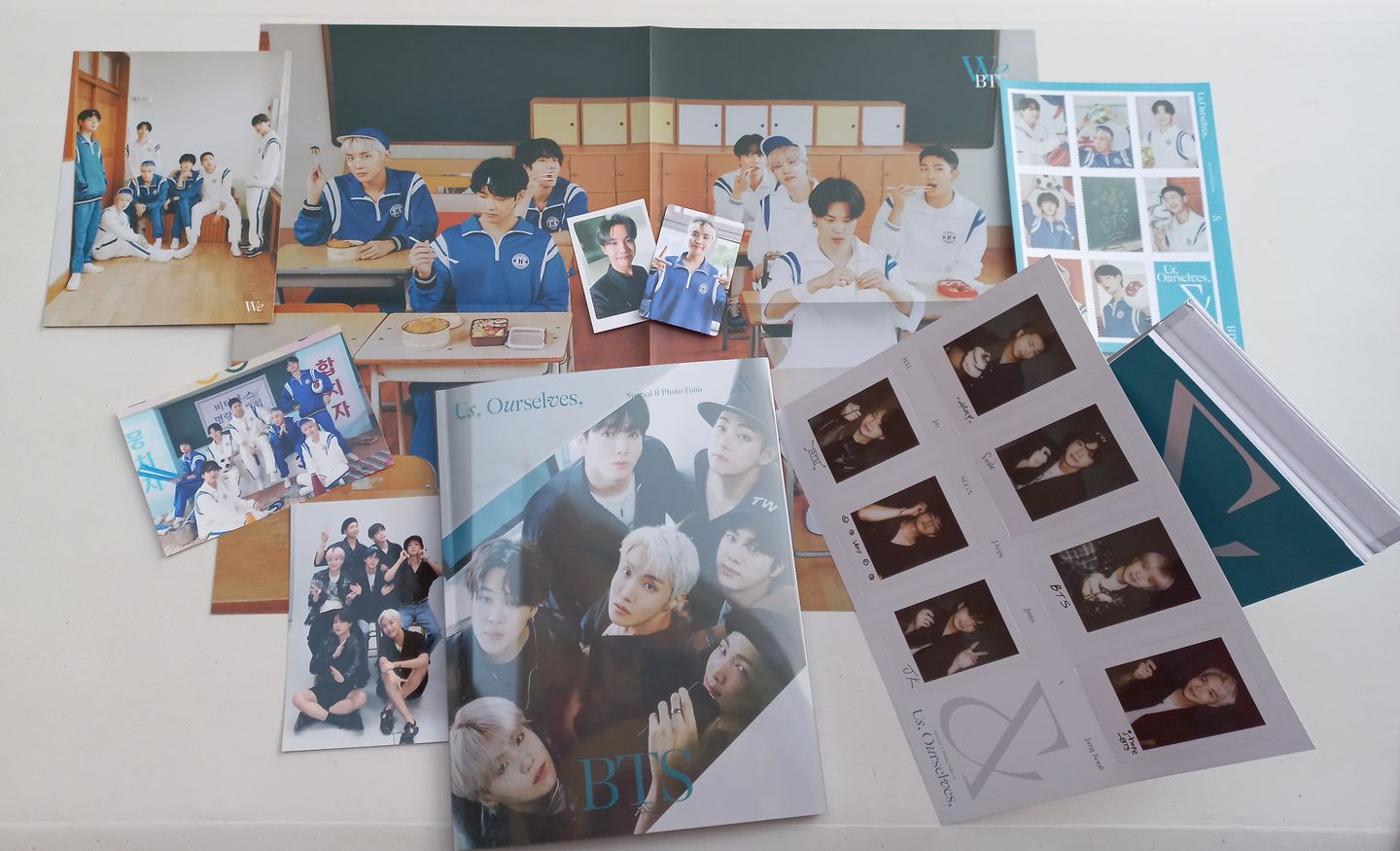 Customer photo review of [2ND PRE-ORDER] BTS - SPECIAL 8 PHOTO FOLIO US OURSELVES AND BTS WE SET VER.