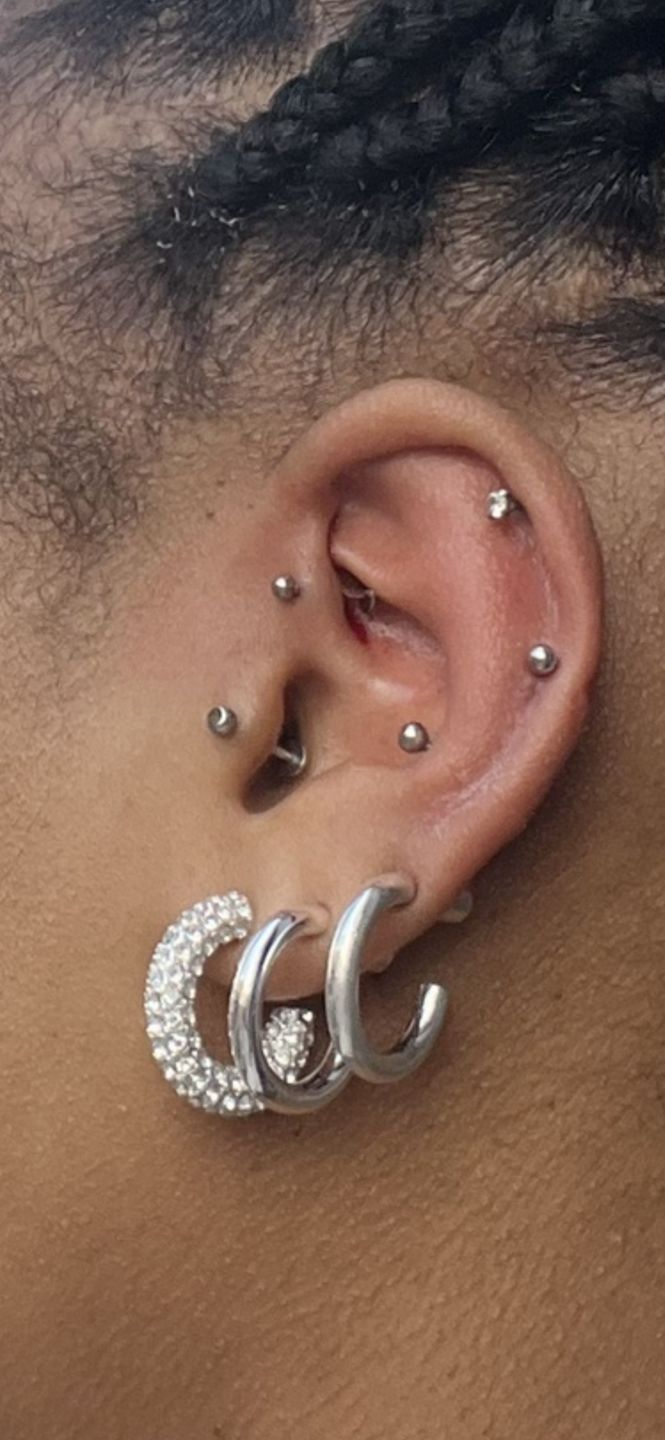 Customer photo review of Extra Earrings