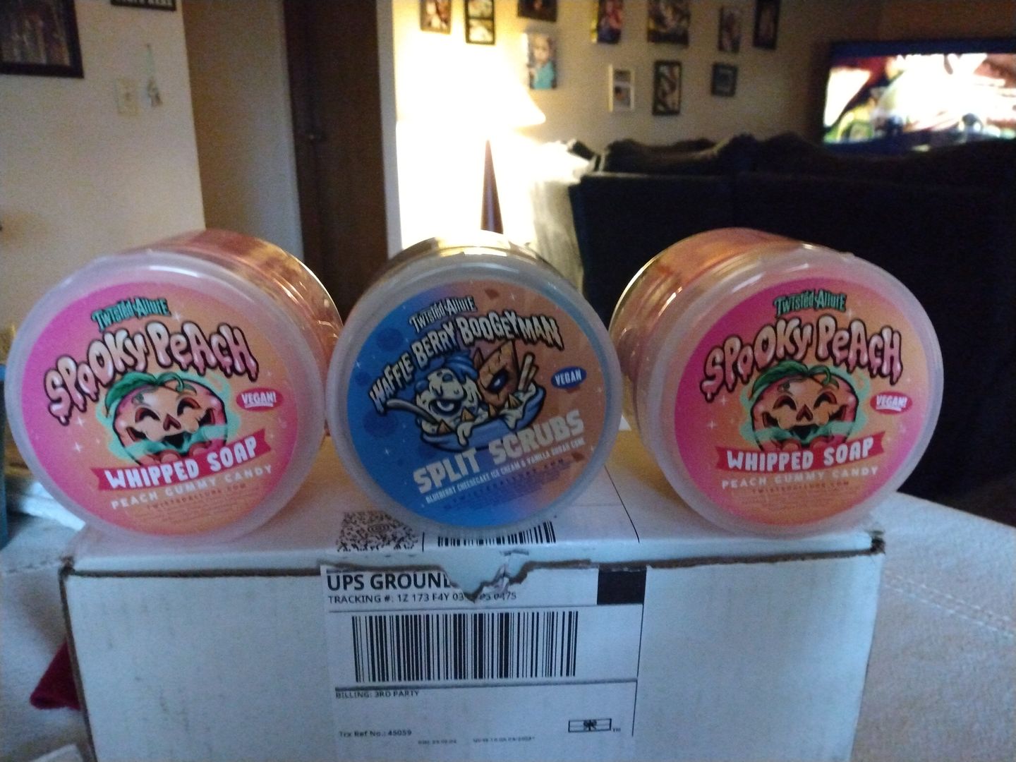 Customer photo review of Waffle Berry Boogeyman Split Scrub (Blueberry Cheesecake Ice Cream & Waffle Cone)