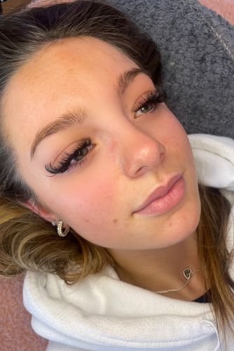 Customer photo review of 10D (Gold Range) Premade Russian Volume