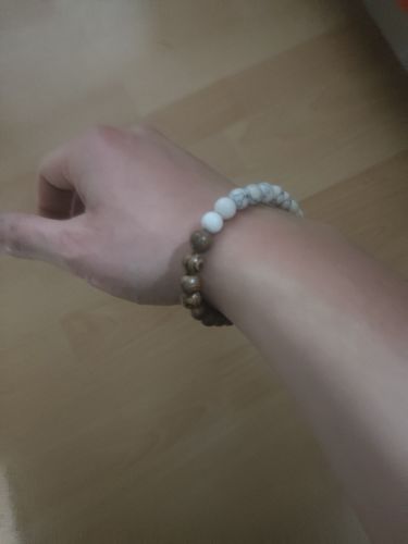 Customer photo review of Zedernholz Armband