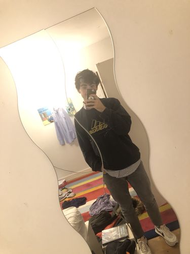 Customer photo review of Adidas Vintage Sweatshirt (XL)
