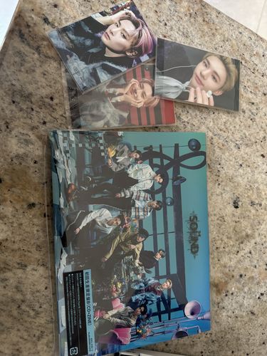 Customer photo review of Stray Kids First 1st Full Album (Japanese Release) - The Sound