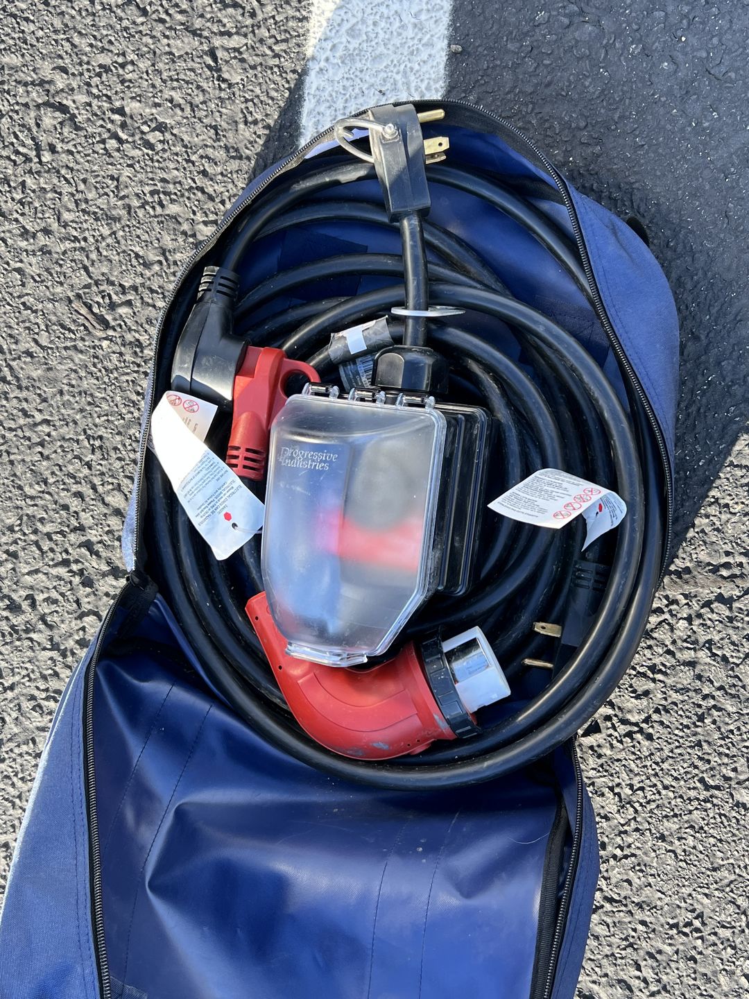 Customer photo review of AIR GEAR Power Cord Storage Bag