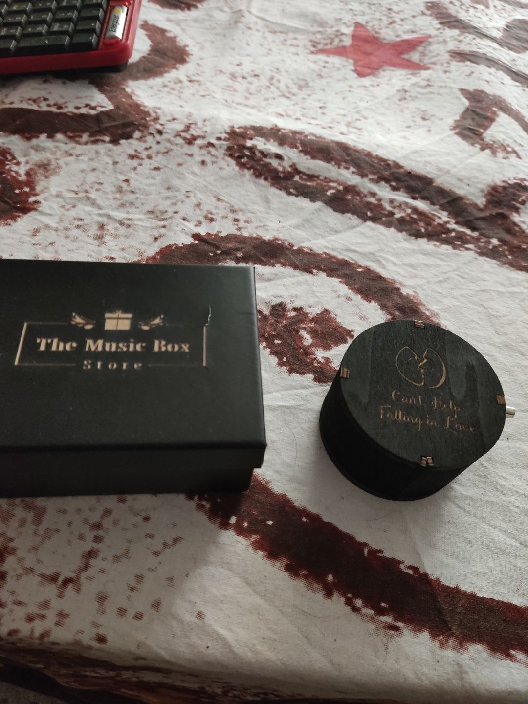 Customer photo review of Cylindrical Hand Crank Music Box