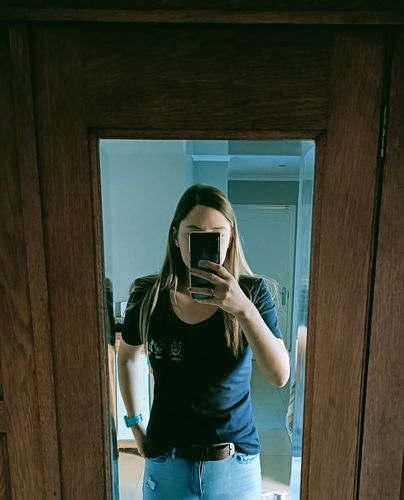 Customer photo review of CUTE DOGS CUSTOM TEE