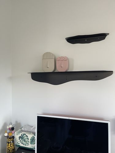 Customer photo review of FOLD Wavy Shelf 350