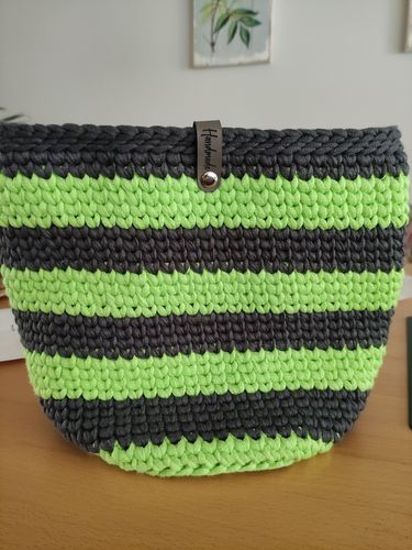 Customer photo review of Kunstleder Label "Handmade" für Häkelkörbe etc. - 90x15 mm - CS0016