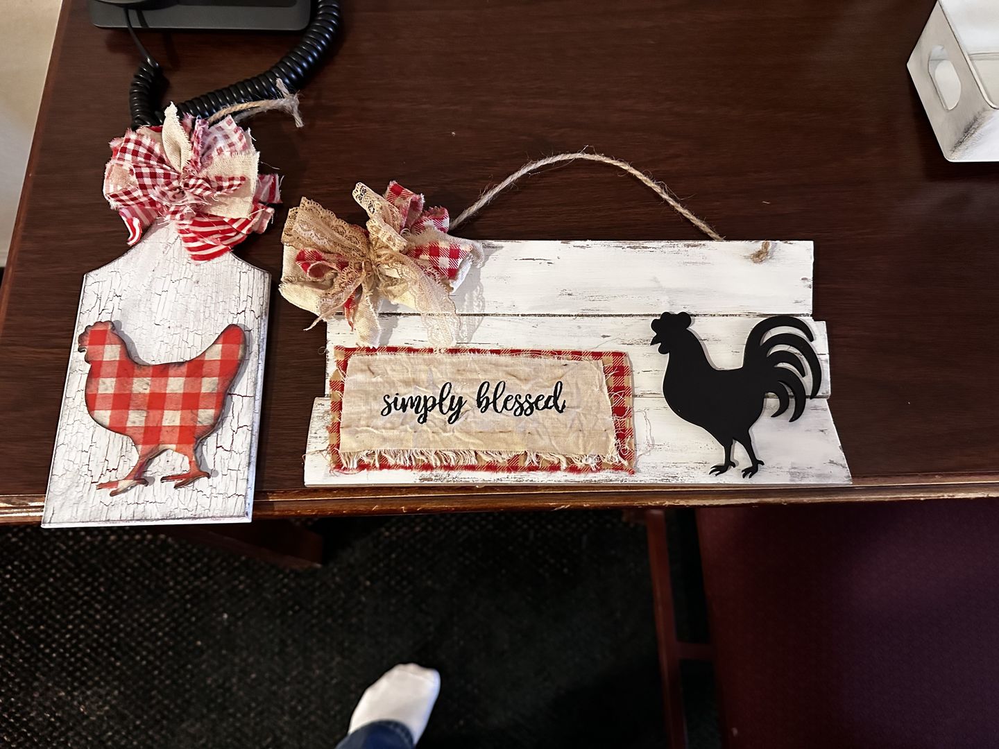 Customer photo review of Unfinished Wood Rooster Chicken Shape - Farm Animal - Craft - up to 24" DIY