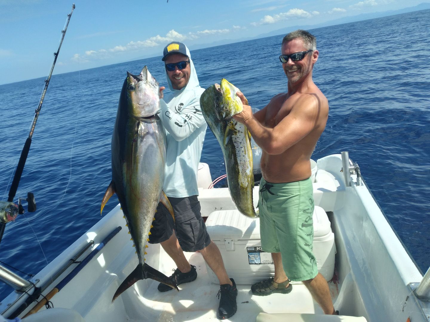 Customer photo review of Tuna Co. Retro Trucker
