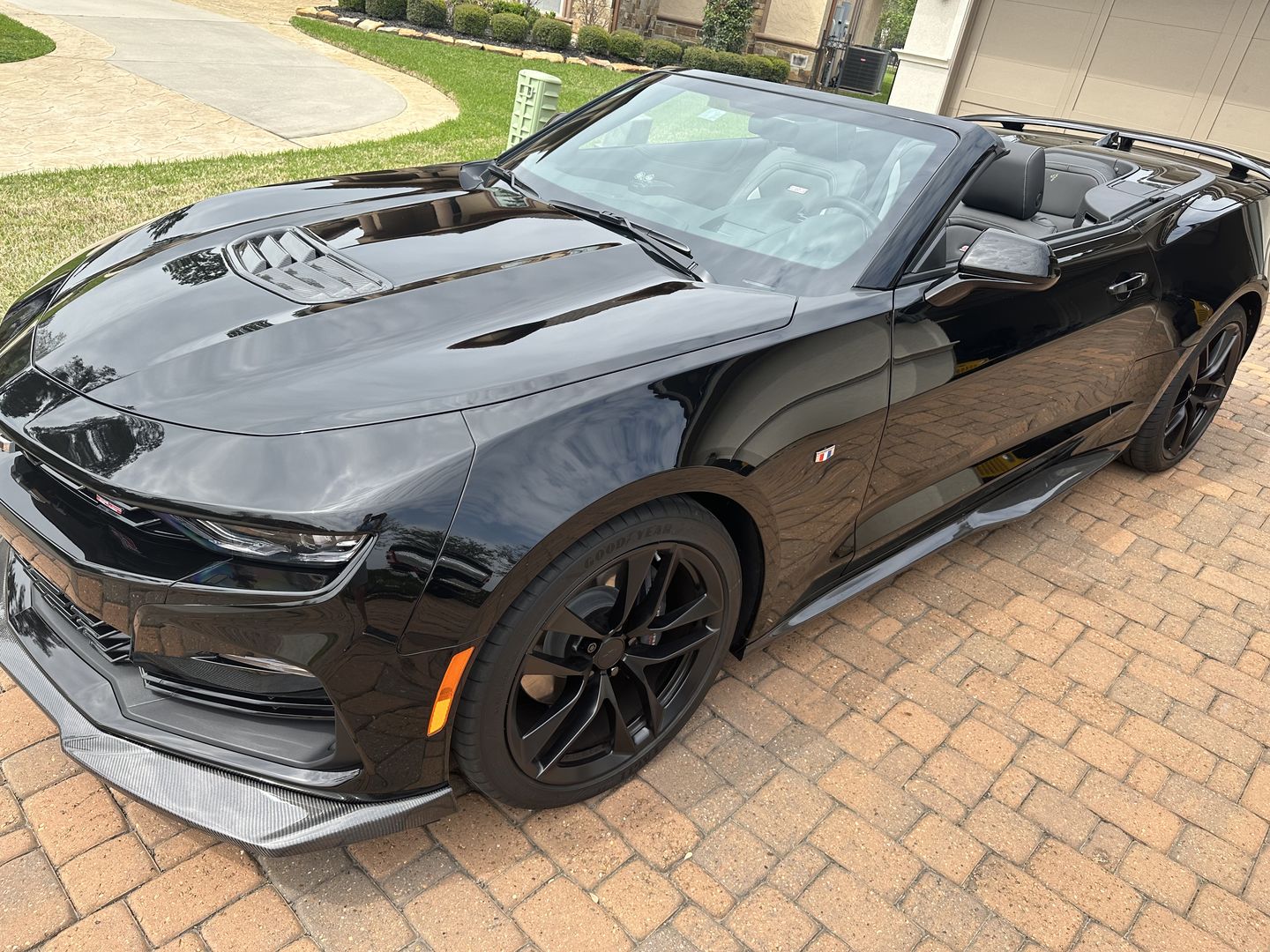 Customer photo review of Camaro ZL1 Conversion Front Splitter & Side Skirts