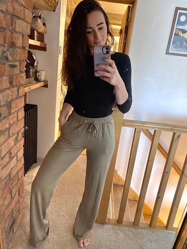 Customer photo review of The Go To Pants // Khaki