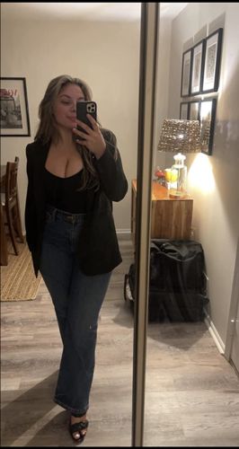 Customer photo review of Stefanie - Nahtloser Bodysuit Tanga mit Spaghetti-Schulterriemen