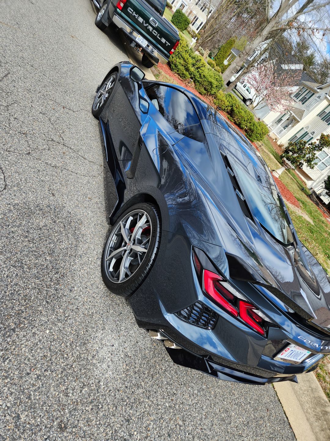 Customer photo review of Chevrolet Corvette C8 5VM Side Skirts Rocker Panels