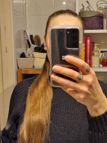 Customer photo review of Flyaway & brow control stick