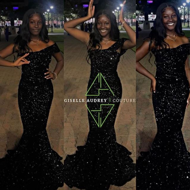 Customer photo review of Black Sequin on Velvet