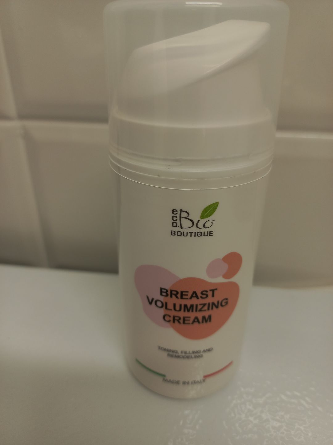 Customer photo review of Crema Voluminizadora de Pecho