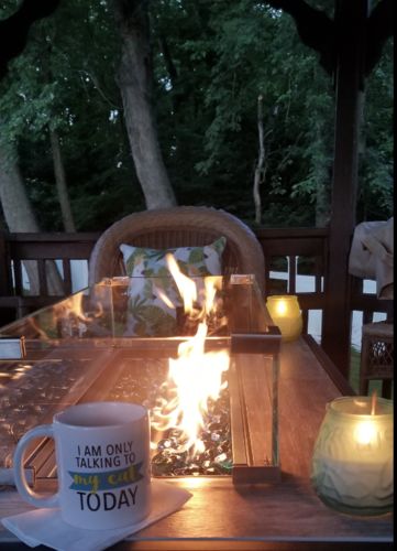 Customer photo review of Homrest 50 in Propane Fire Pit Table w/ Glass Wind Guard,50,000 BTU Gas Fire pits, Aluminum Tabletop (Grey)