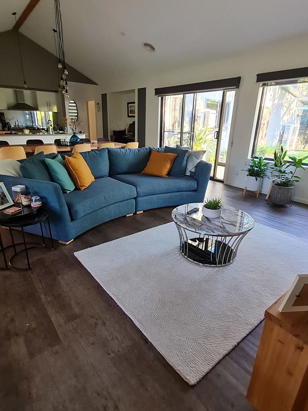 Customer photo review of Loren Almon 01 Ivory Wool Rug