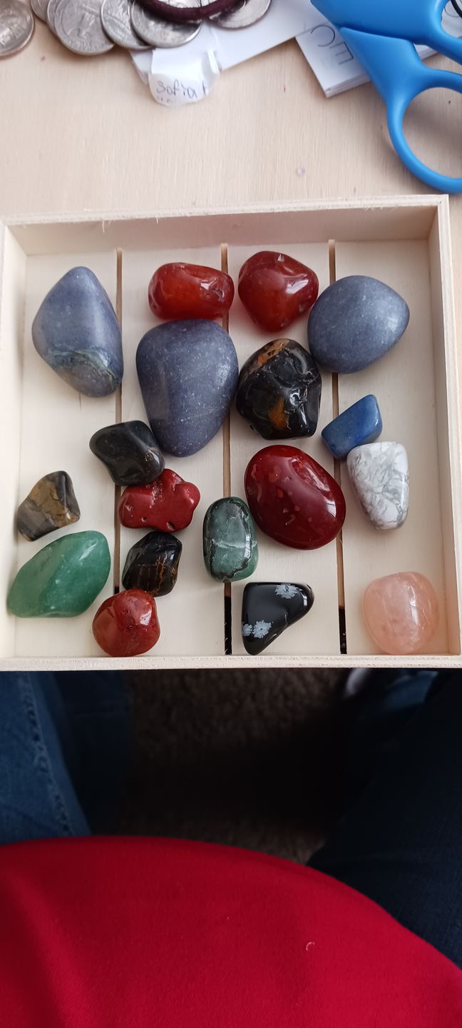 Customer photo review of Scoop of Tumbled Stones
