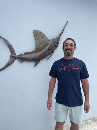 Customer photo review of Big Signature Tee " Navy Blue "