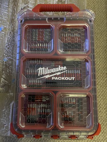 Customer photo review of Milwaukee 48-32-4082 100PC SHOCKWAVE(TM) PACKOUT(TM) KIT