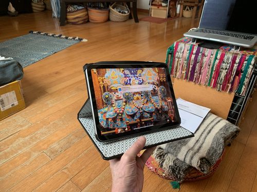 Customer photo review of Classic Black iPad Case