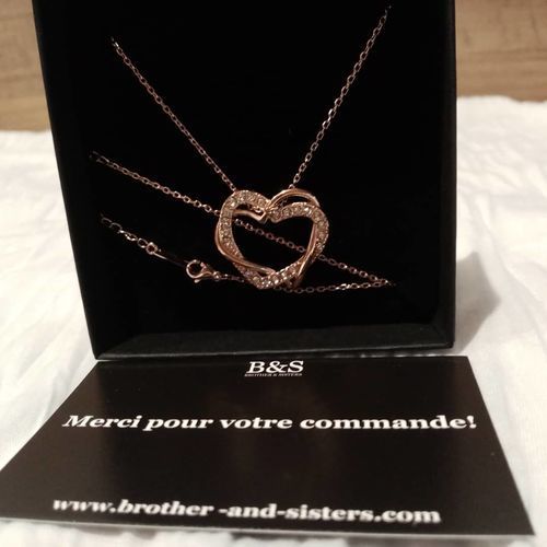 Customer photo review of Hearts with Austrian Crystals Necklace