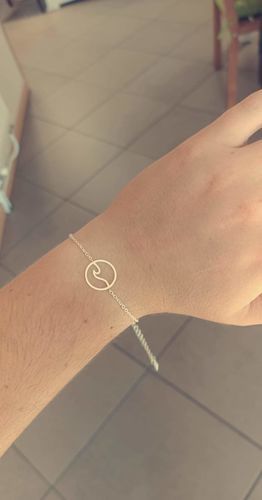 Customer photo review of Little Wave Bracelet