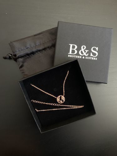Customer photo review of Little Earth Necklace